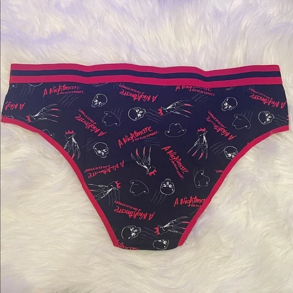 Torrid Nightmare on Elm Street Mid Rise Cotton Hipster Panties - Black and Red - Picture 6 of 8